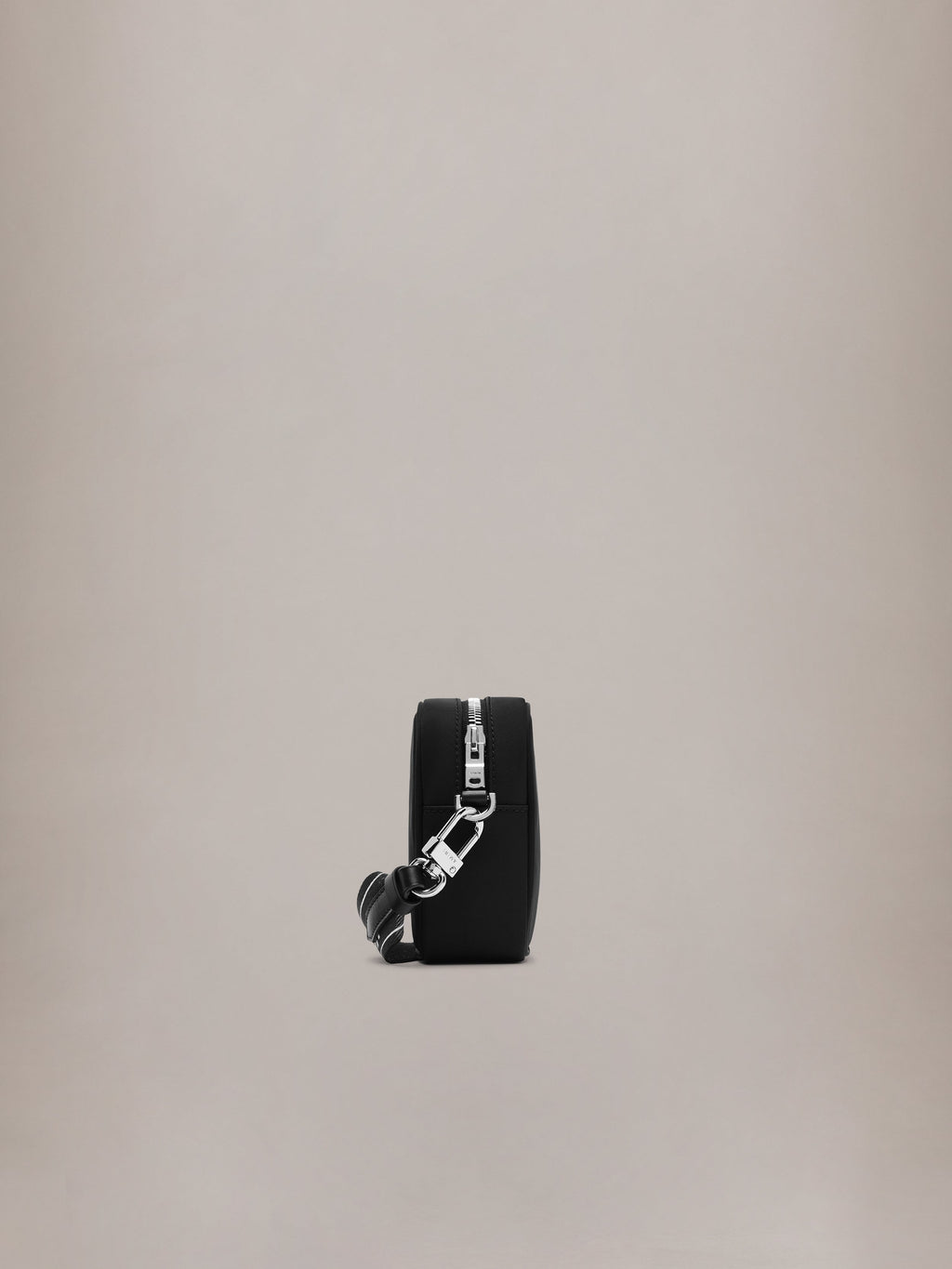 MA CAMERA CASE - Black