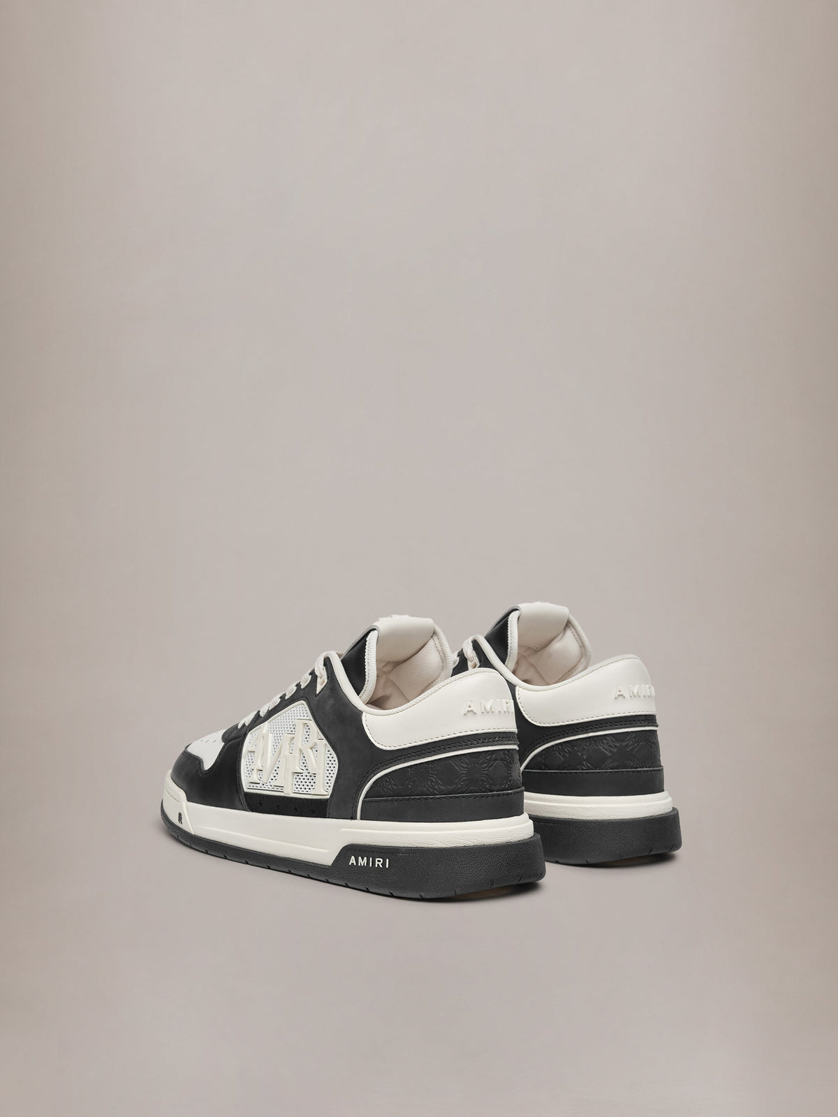 MA QUAD DEBOSSED CLASSIC LOW - Black