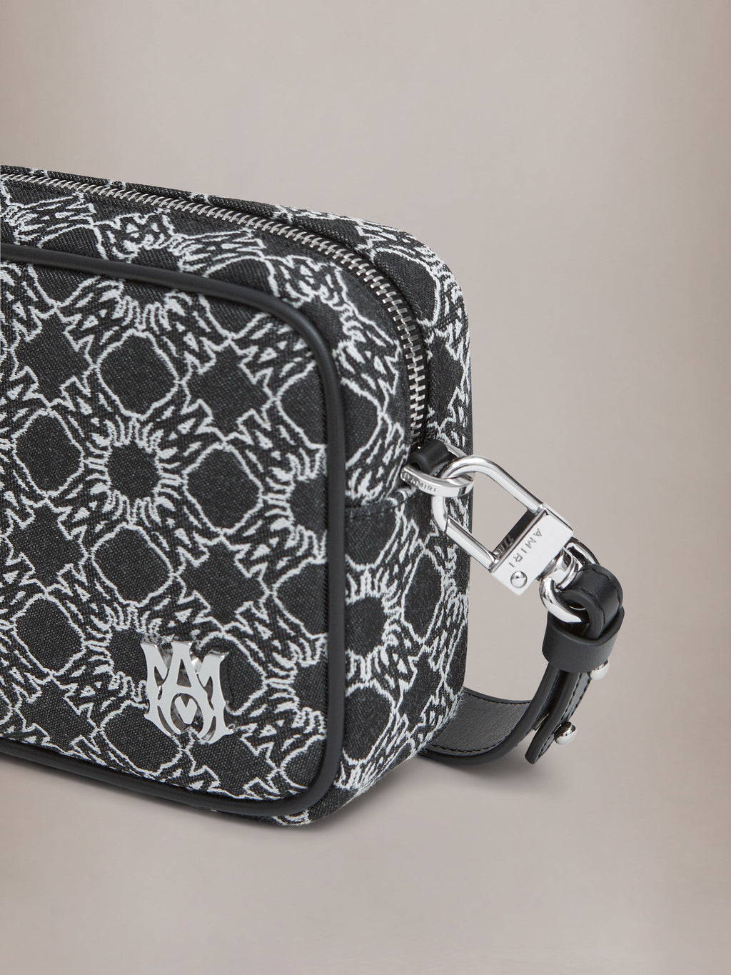 MA QUAD CAMERA CASE - Black