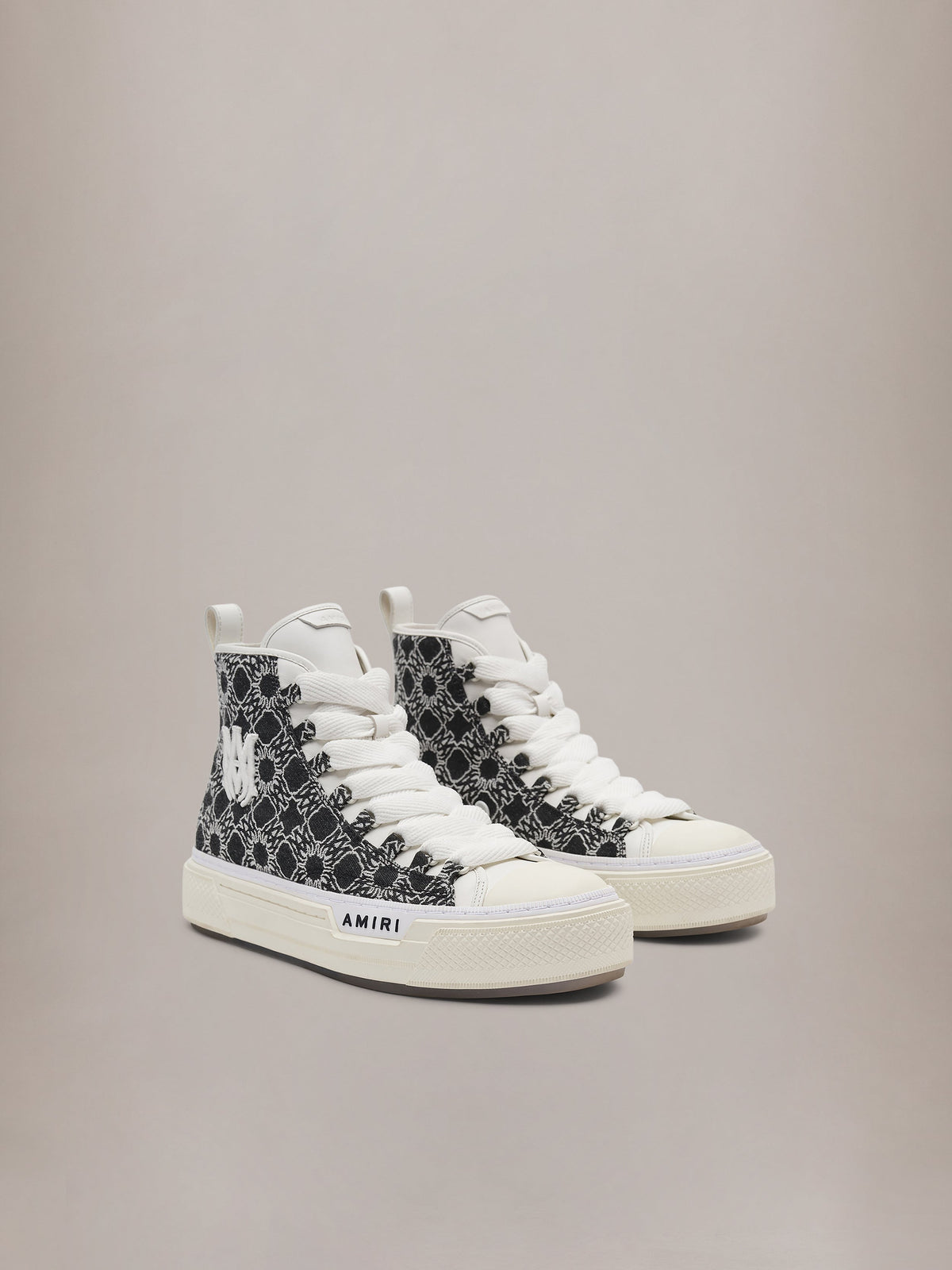 MA QUAD COURT HI - Black
