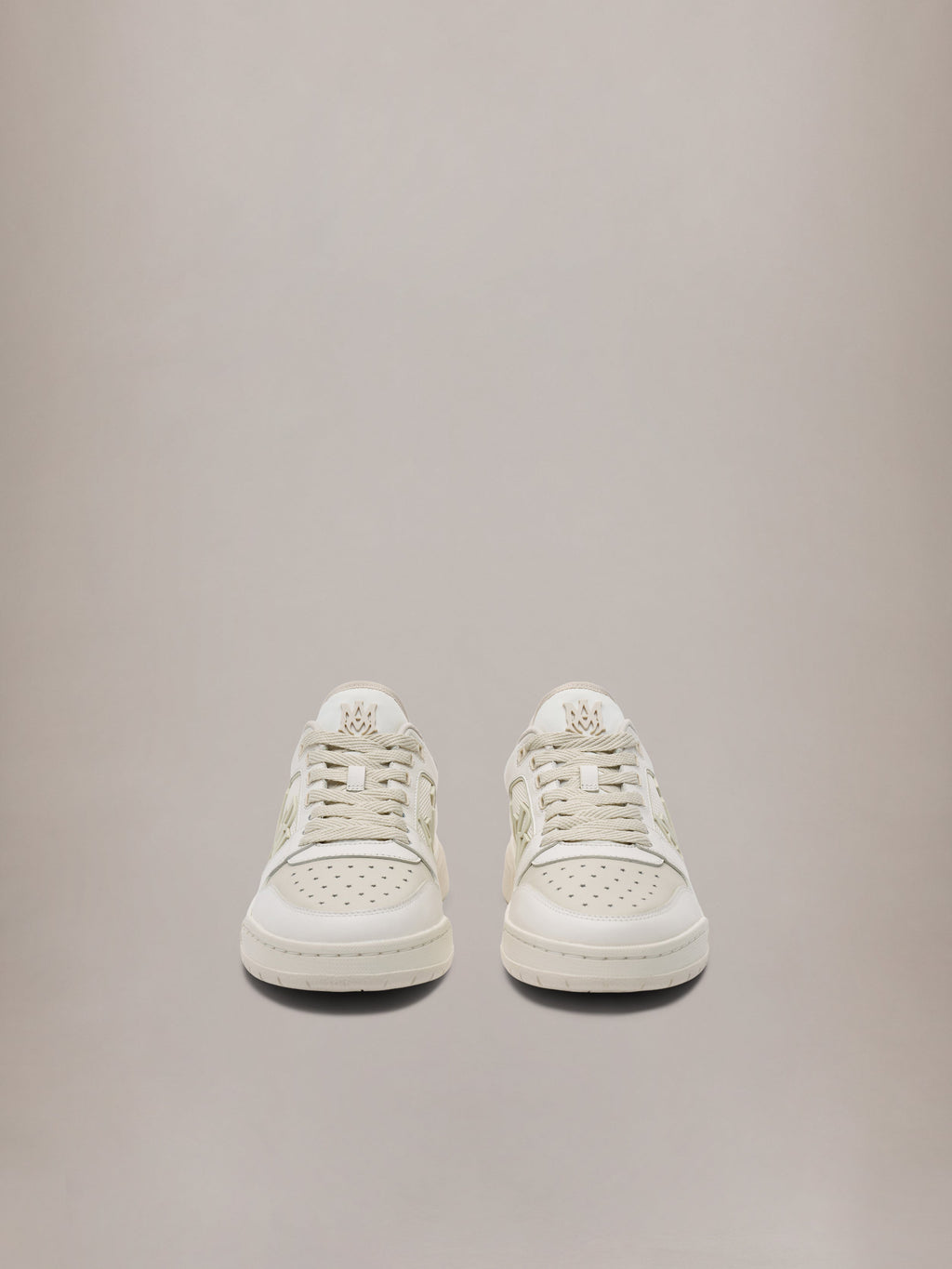 CLASSIC LOW - Alabaster