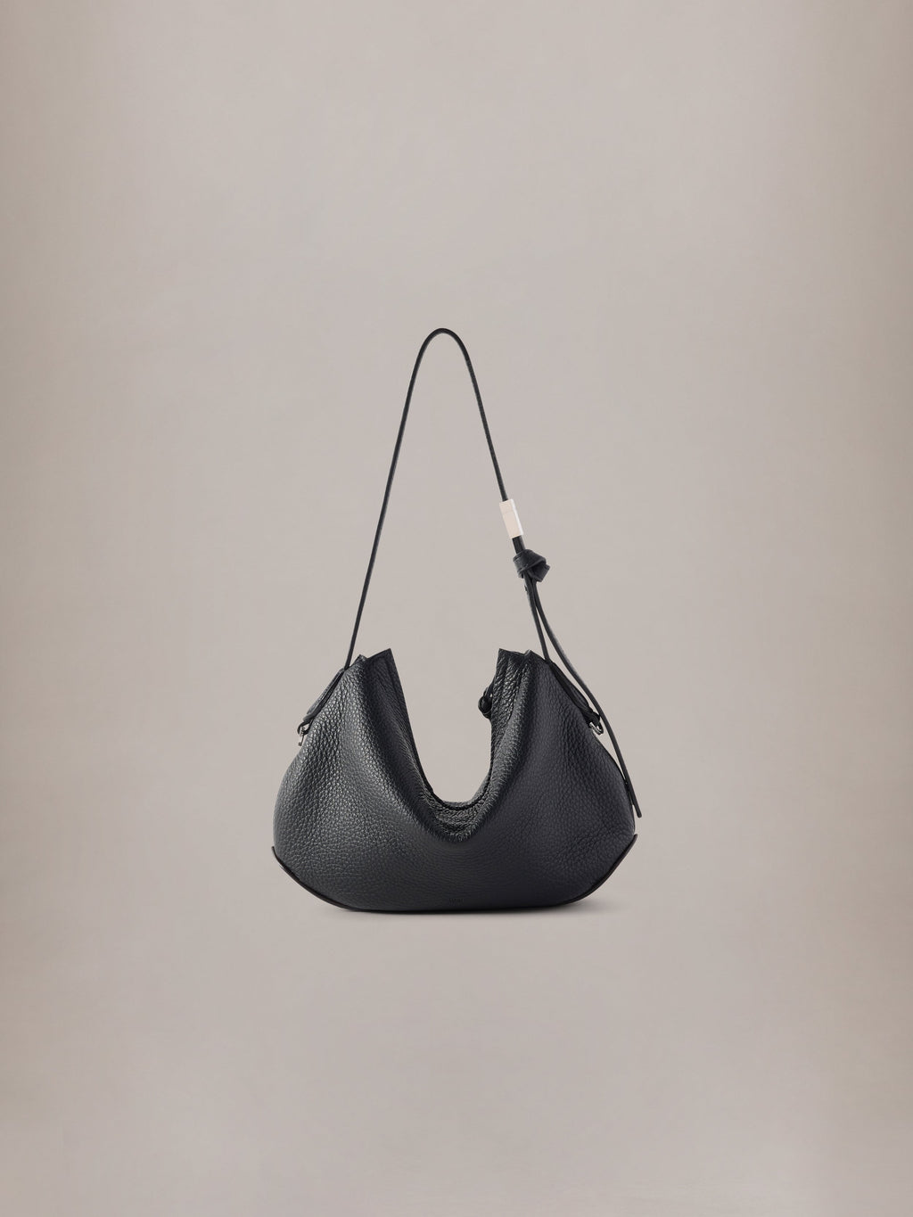 WOMEN - WOMEN'S BABY BISCOTTO SHOULDER BAG - Black