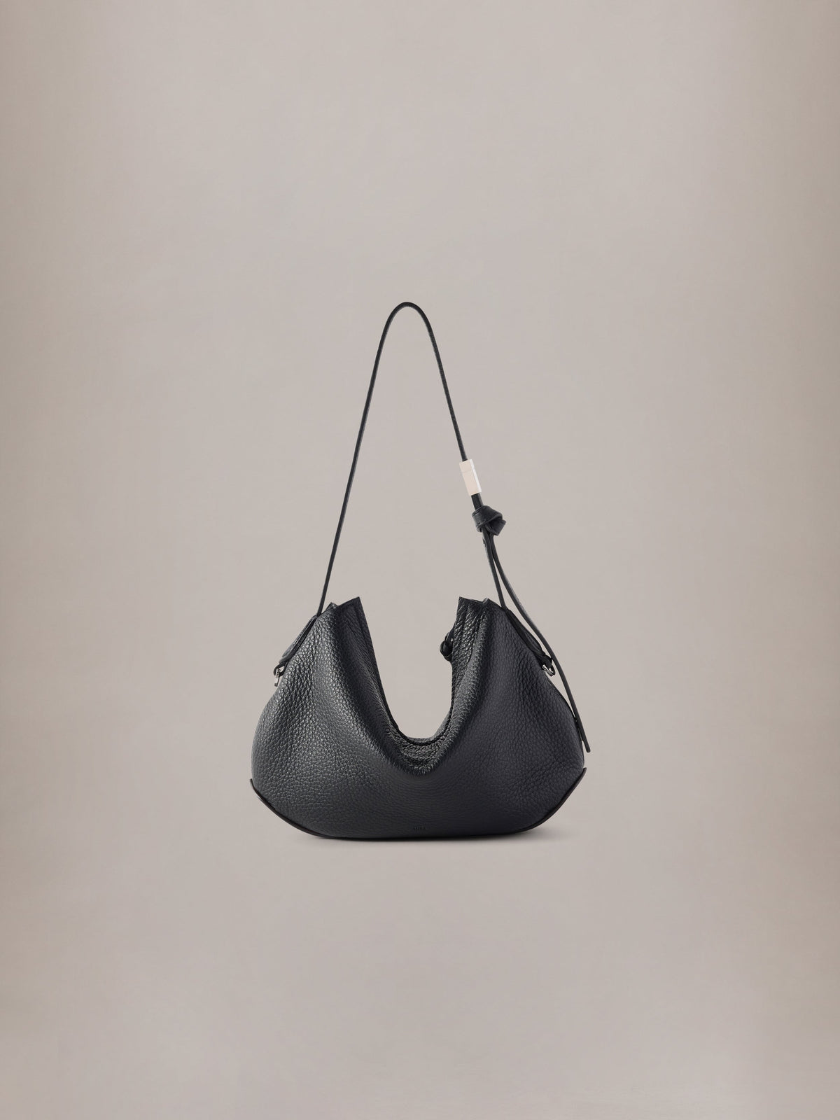 WOMEN - WOMEN'S BABY BISCOTTO SHOULDER BAG - Black