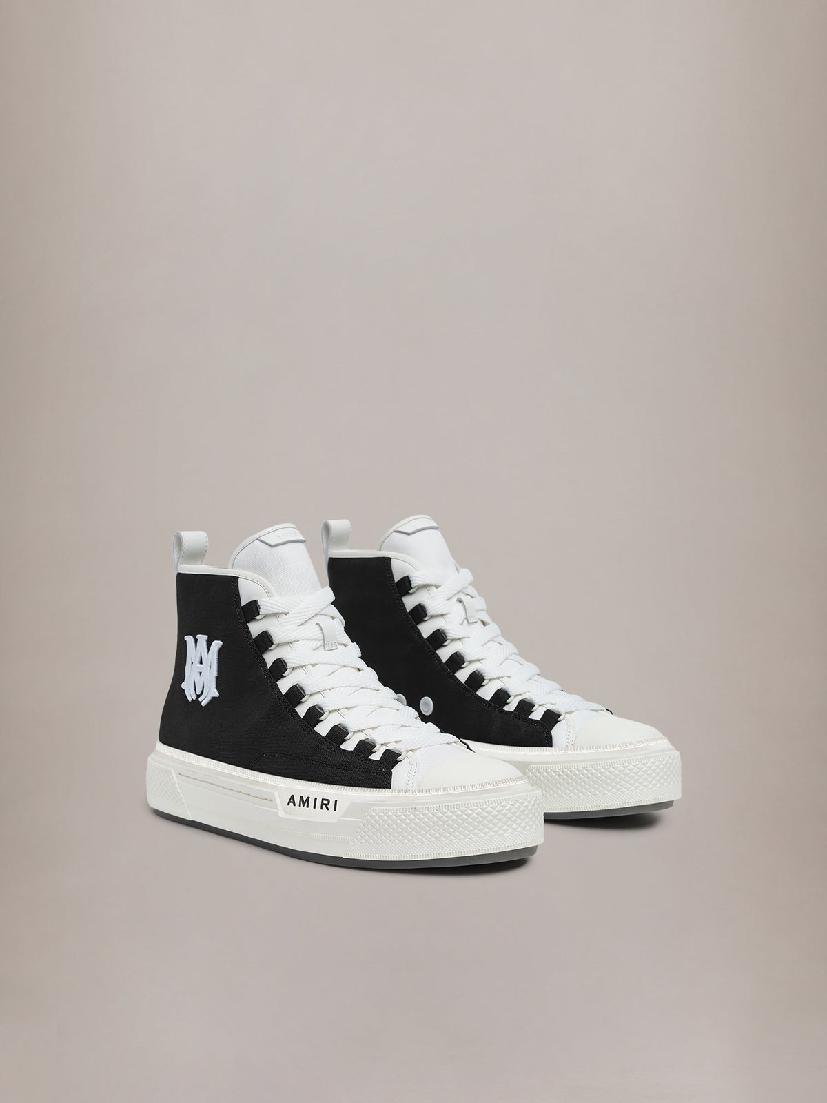 MA COURT HI - Black/White