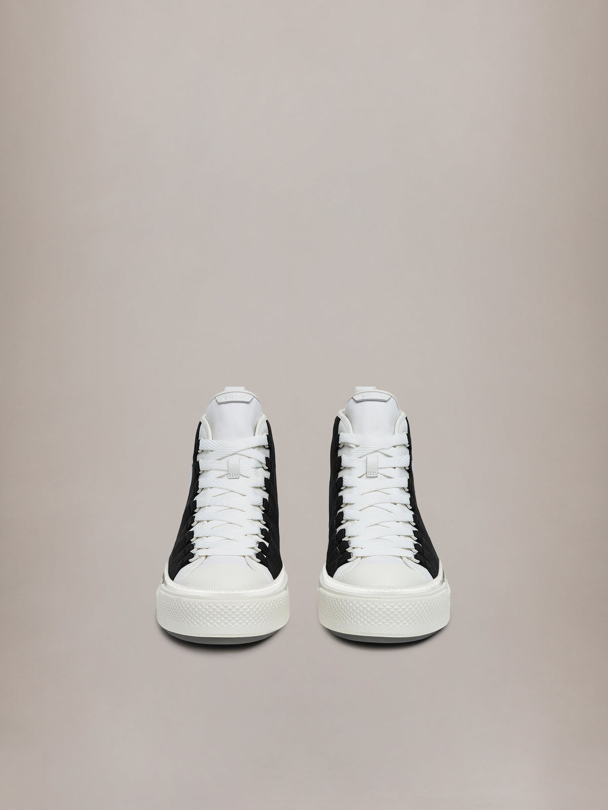 MA COURT HI - Black/White