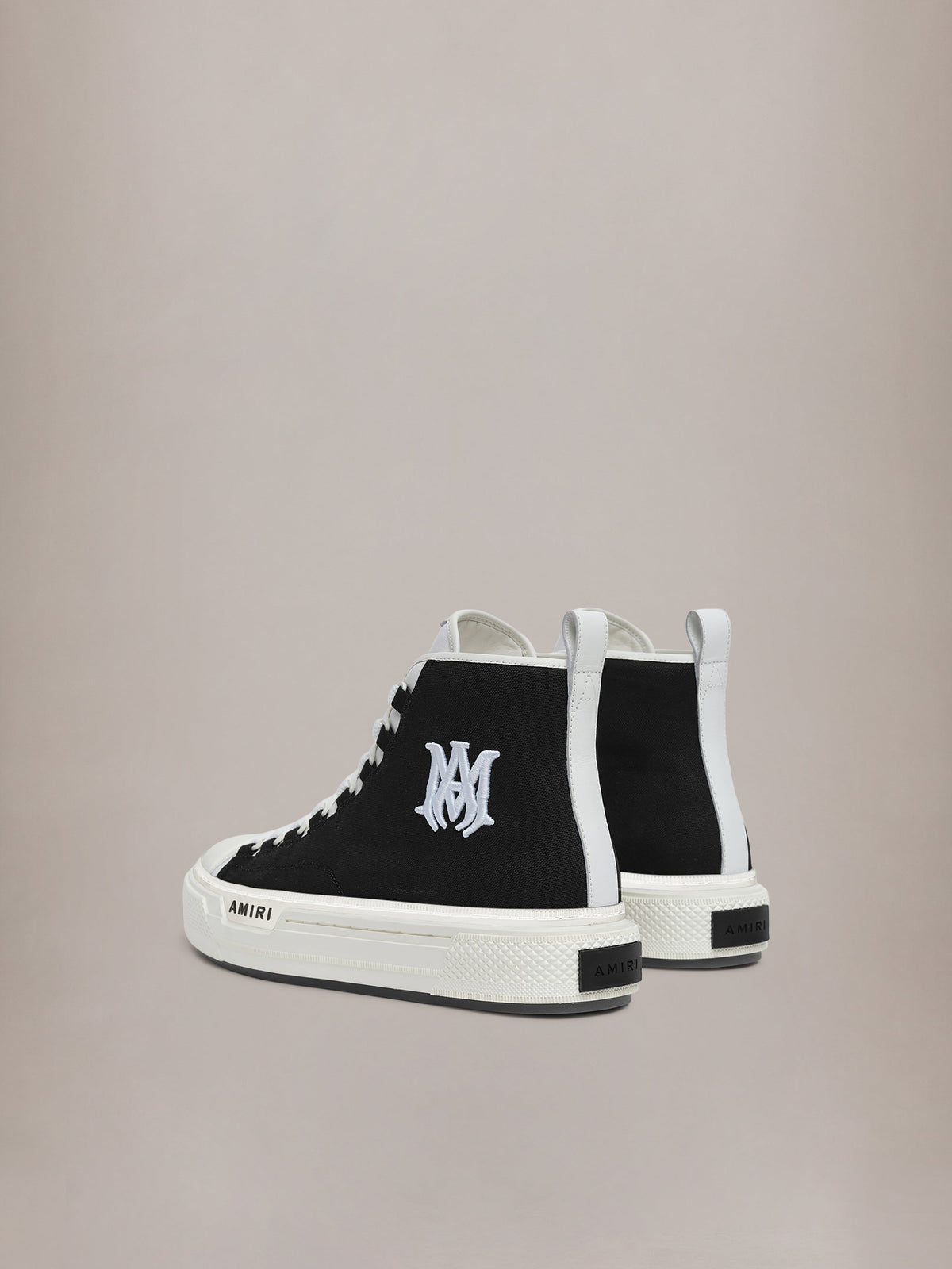 MA COURT HI - Black/White