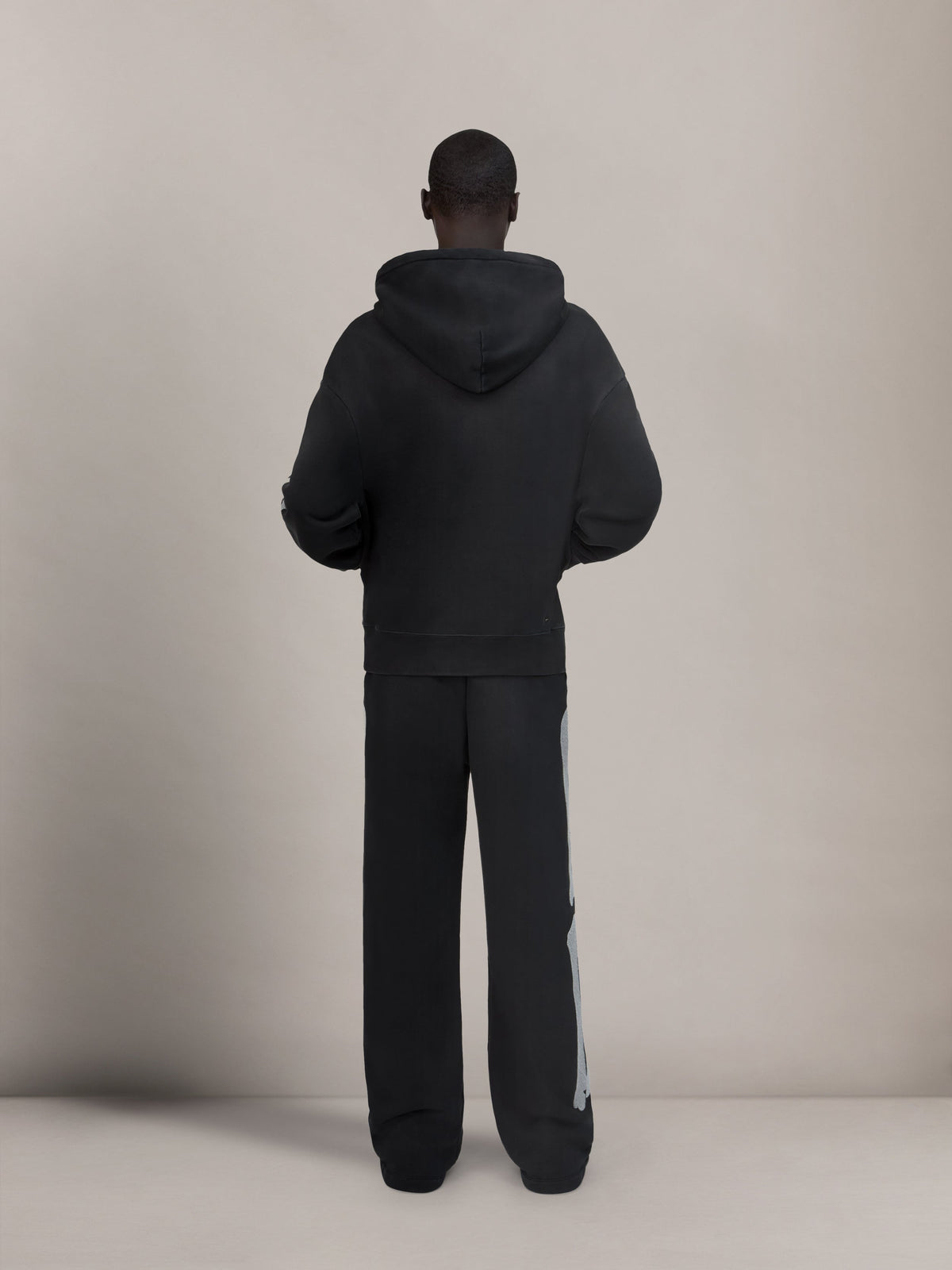 BONES OVERSIZED SWEATPANT - Black