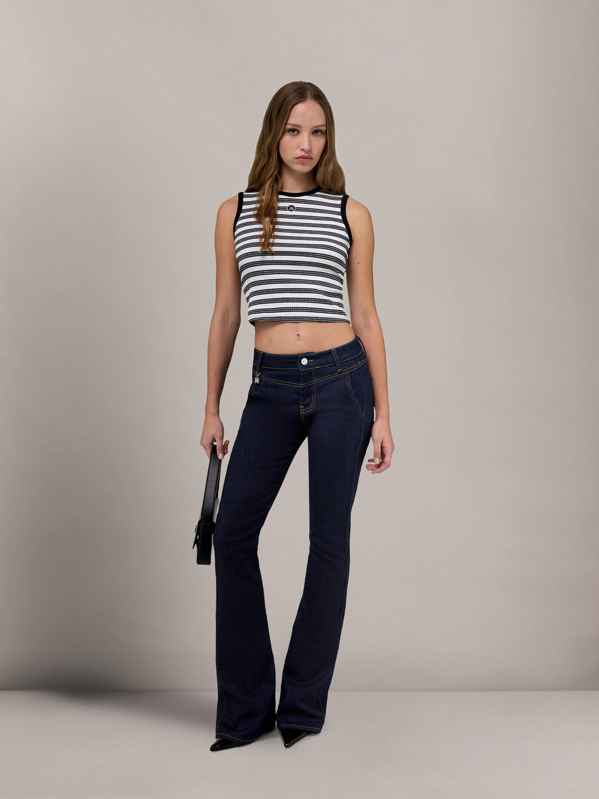 WOMEN - WOMEN'S MA STRIPED SLEEVLESS TOP - White