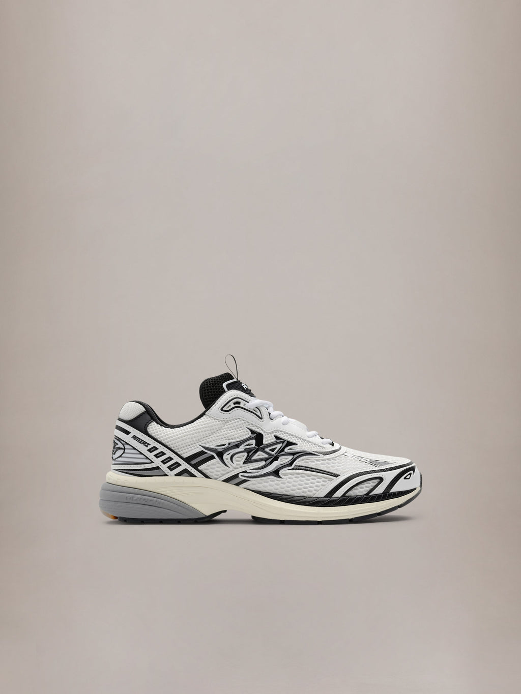 WOMEN- WOMEN'S M-TECH - White Black