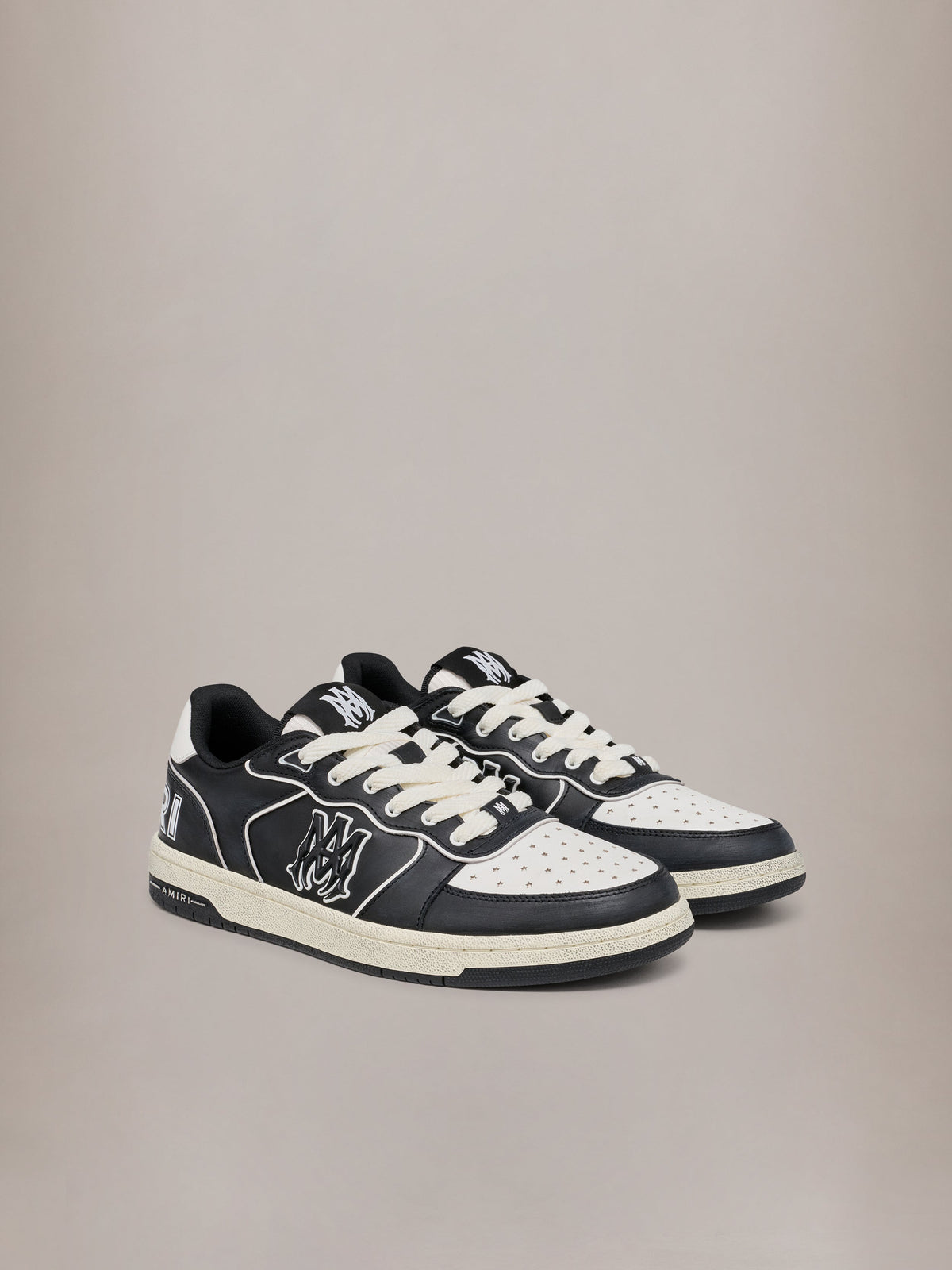 NEWPORT - Black