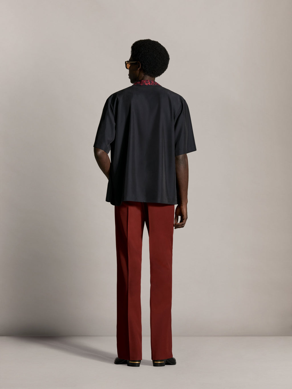REGULAR FIT FLORAL COLLAR SHIRT - Black