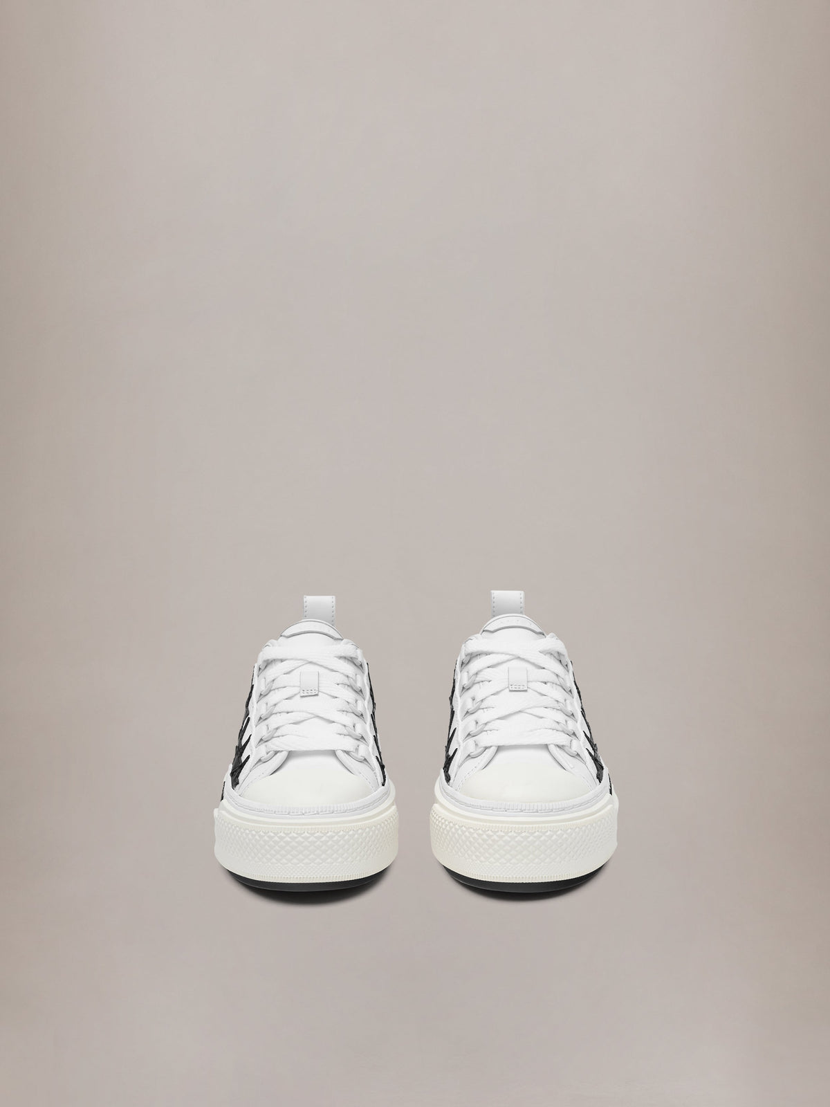 WOMEN - WOMEN'S STARS COURT LOW - WHITE/BLACK