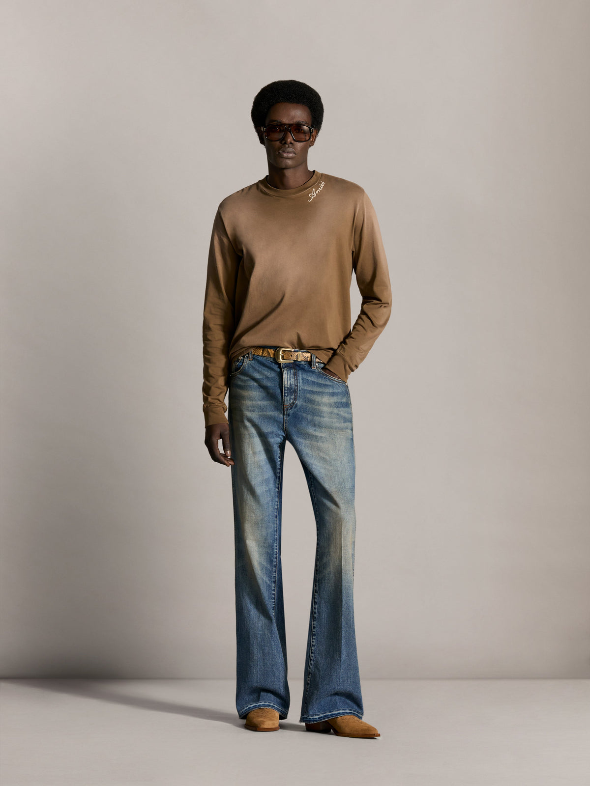 AMIRI SCRIPT OVERSIZED LONG SLEEVE TEE - Coffee