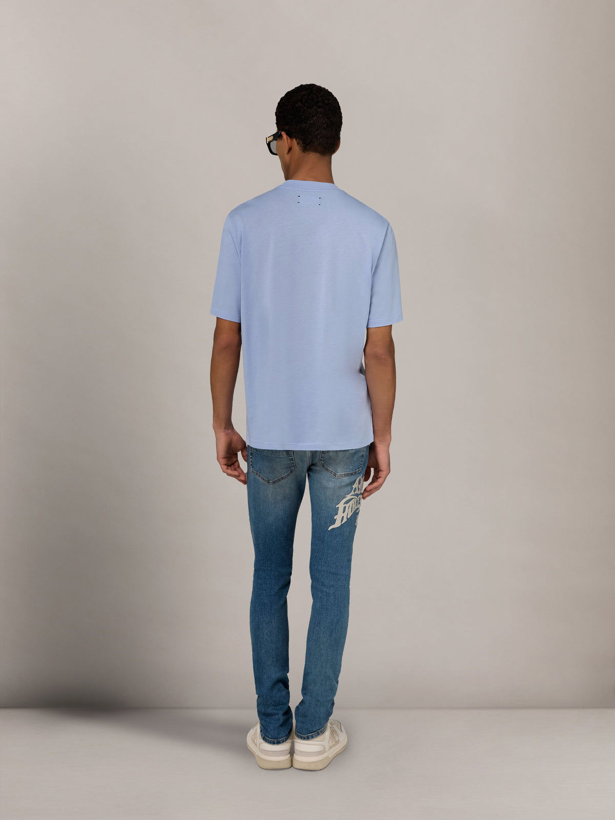 AMIRI SCRIPT TEE - Skyline Blue