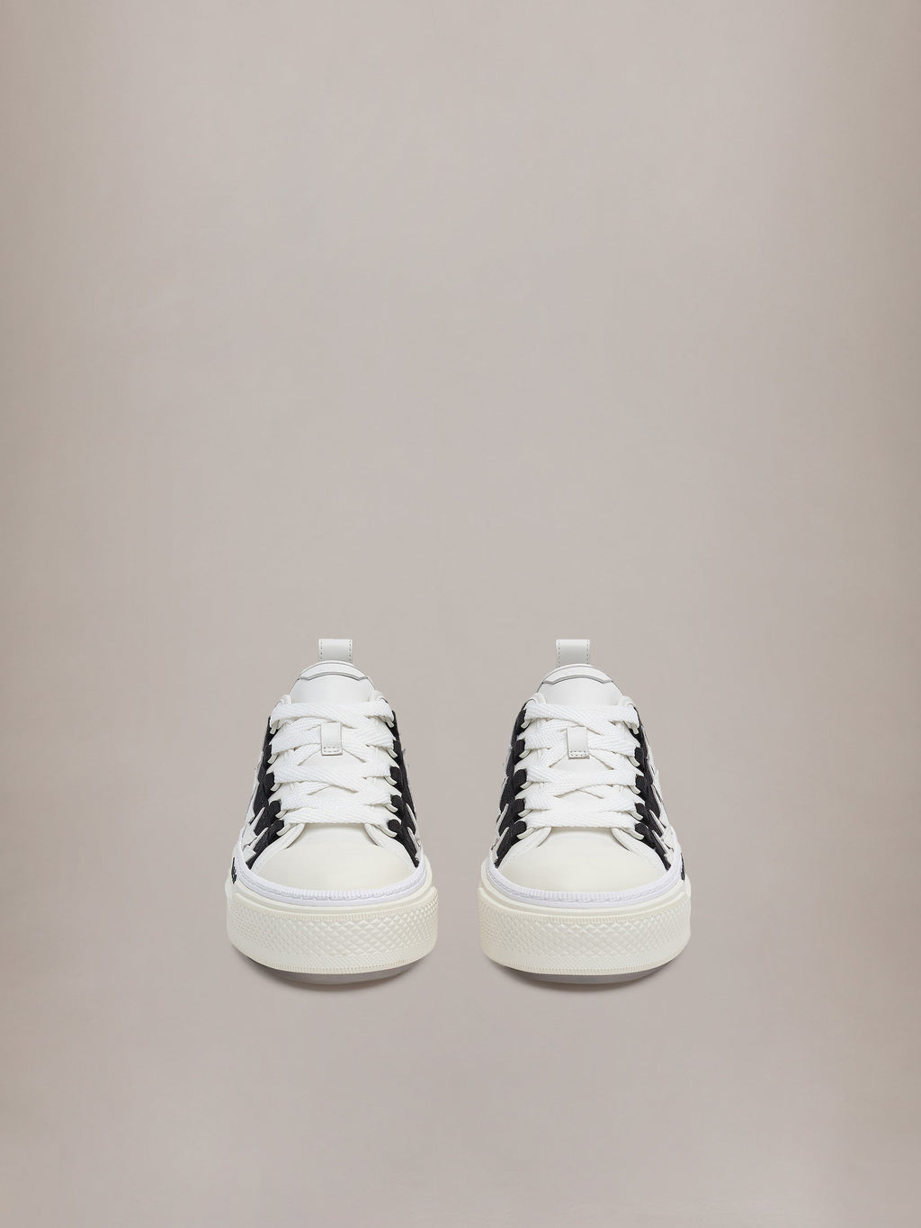 WOMEN - WOMEN'S STARS COURT LOW - Black