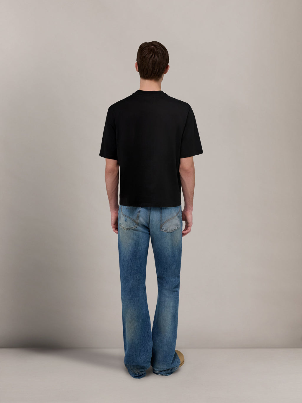 SOUTH CALI BOX TEE - Black
